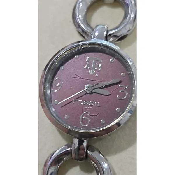 Fossil College Collection Texas A‎ & M Logo Maroon Face Silver Chain Watch - Image 9