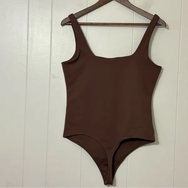 Abercrombie & Fitch Soft A&F Brown Square Neck Bodysuit Size L Stretch Fitted - Image 6