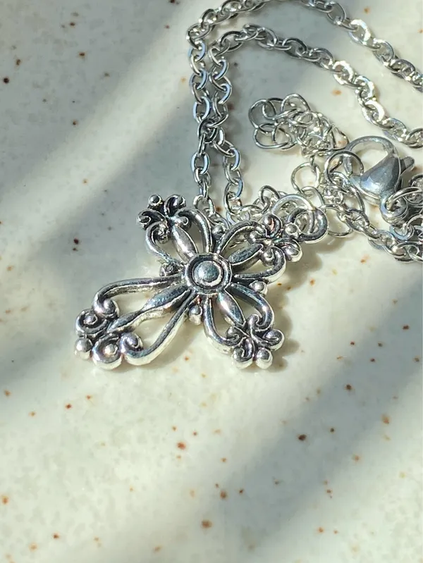 Handmade vintage antique goth cross necklace✝️ - Image 5