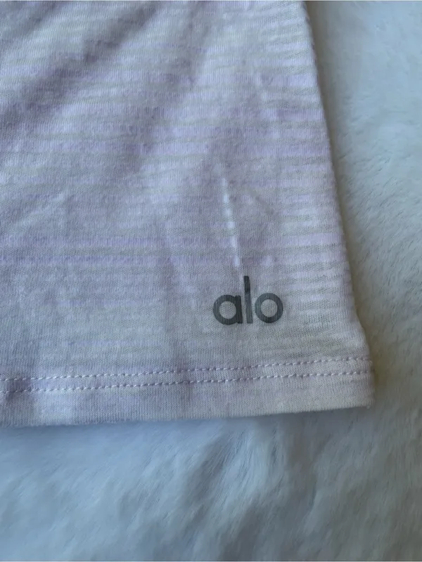 Alo Yoga Striped Mesh Cropped Light Pink Tank Top - Image 4
