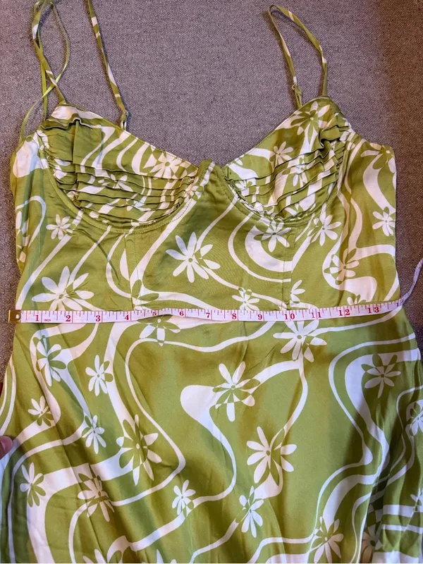 ASTR THE LABEL Mabel Celery Floral Midi Slip Dress Size M - Image 10