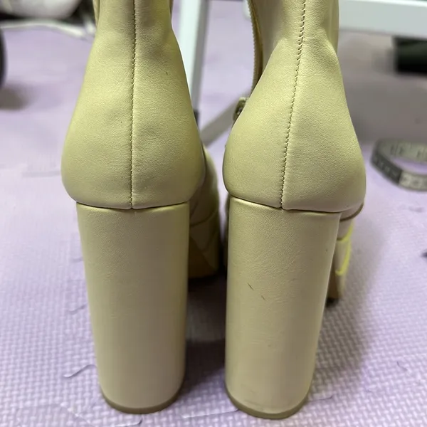 Source Unknown Sassy Cream Platform Boots Chunky Heel Square Toe Side Zipper Womens 5 - Image 12