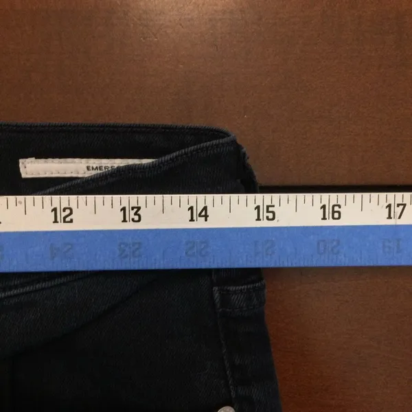 Citizens of humanity jeans Emerson 26 black button fly - Image 4