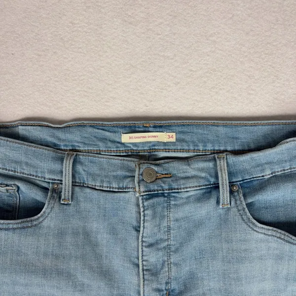 Levi's 311 Shaping Skinny Jeans Women's 34 Light Wash Stretch Denim Minimalist - Image 3