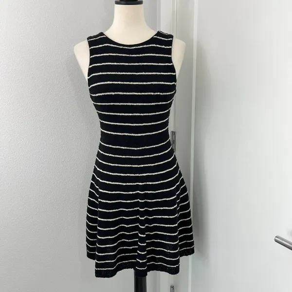 Alice + Olivia Small Black, White Monah Pinstripe Stretch Knit Sleeveless Dress - Image 2
