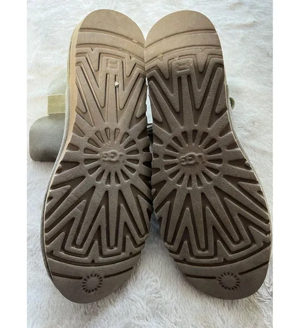 UGG Womens Suede Ankle Boots With Tassels & Rubber Sole - Image 6