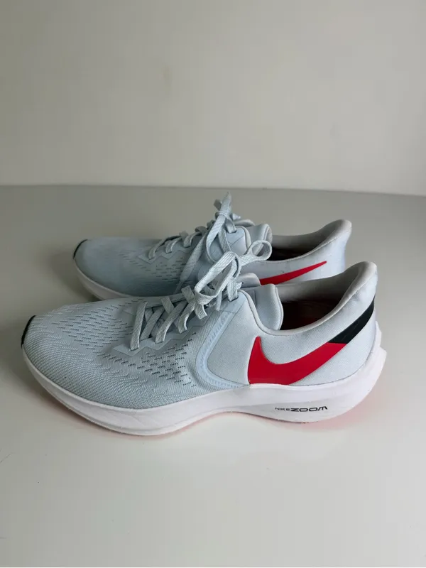 Nike Women’s Air Zoom Winflo 6 Size 10 Half Blue Red Running Shoes **Flaw - Image 6