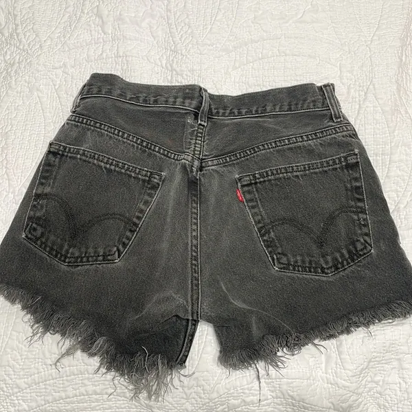 Distressed Black Levis Shorts - Image 5