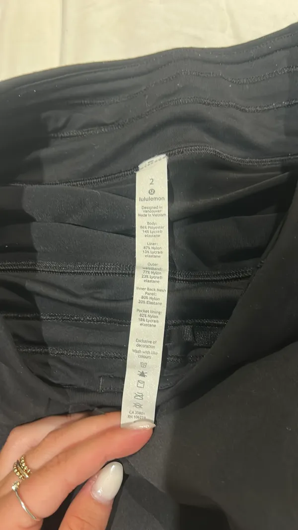 Lululemon Skirt Black - Image 3