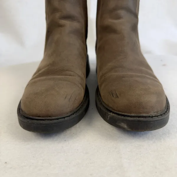Clarks Womens 8.5 Chelsea Boots Brown Leather Block Heel Ankle Moto - Image 3