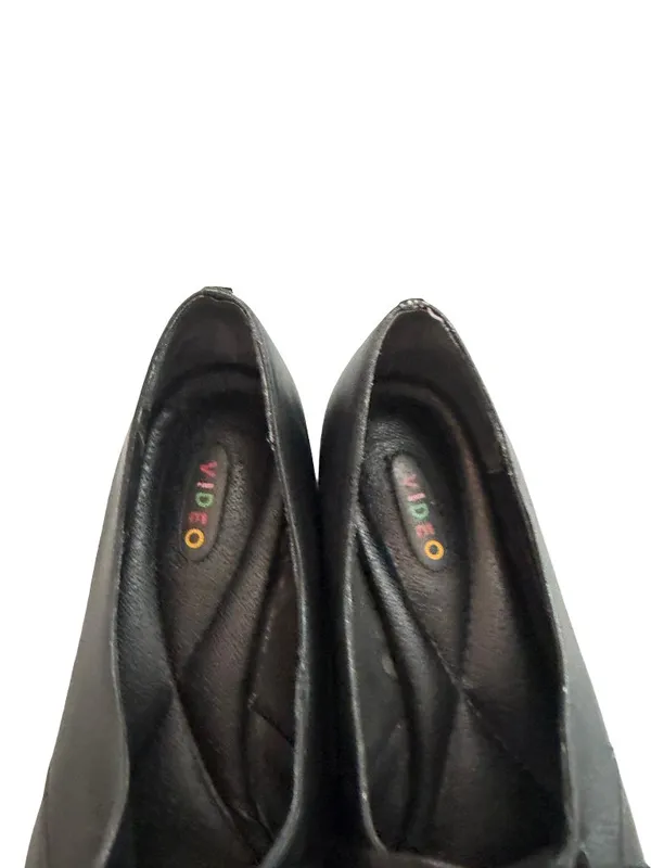 Video Black Pointed Toe Bow Mary Jane Leather Ballet Flats Cutout Size 7 Women's - Image 4