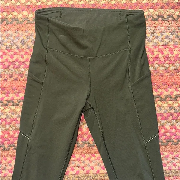 Lululemon Speed Up Tight DWR 28"
Dark Olive - Image 3