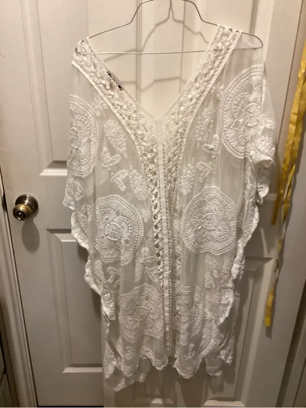 Very J White Crochet Lace Long Sleeve Dress - Image 4