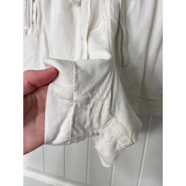 EUC American Eagle women's cream elastic stretch waist‎ belted casual shorts M - Image 2