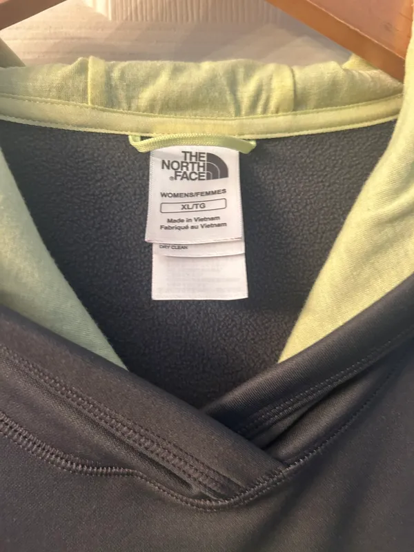 North Face Womens fleece Jackets - Image 3