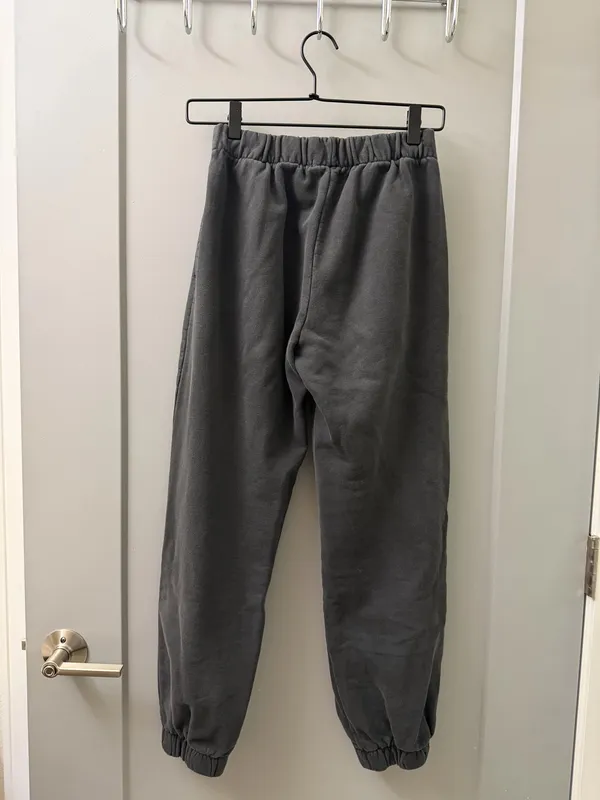 Brandy Melville Sweatpants Dark Grey - Image 5