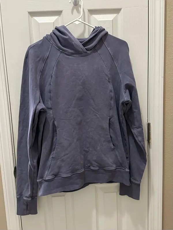 Lululemon Scuba Pullover hoodie in washed purple quartz size 6 - Image 12