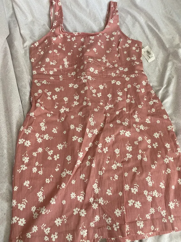 BNWT walmart pink floral dress - Image 2