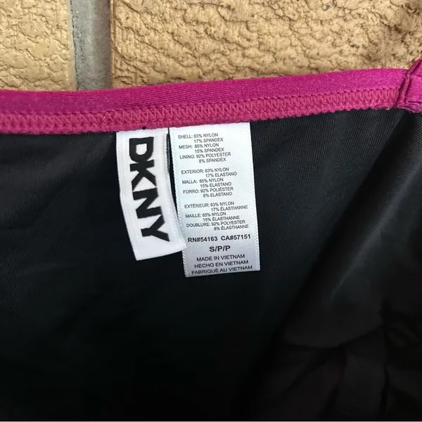 DKNY Women's One-Piece Starburst Swimsuit Size Small NWT - Image 5