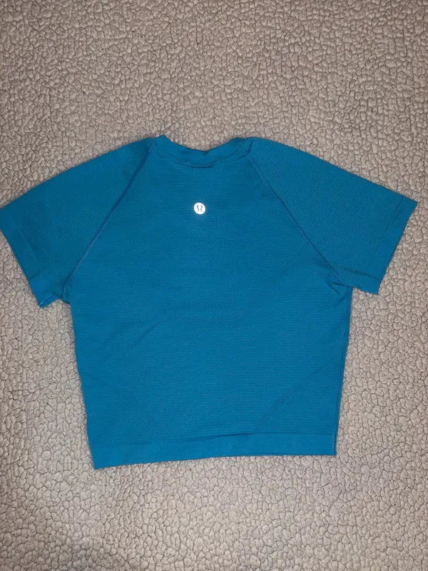 Lululemon Swiftly Tech Cropped Short Sleeve - Image 6