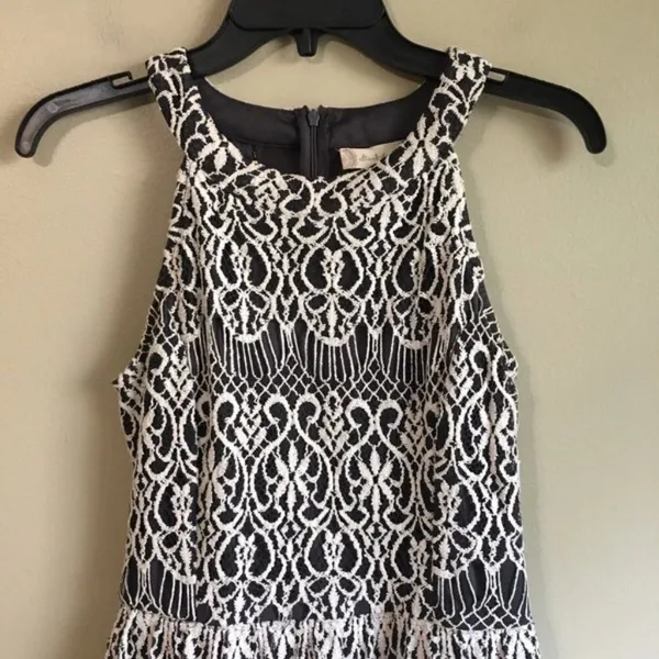 Altard' State‎ medium dark grey and white dress - Image 3