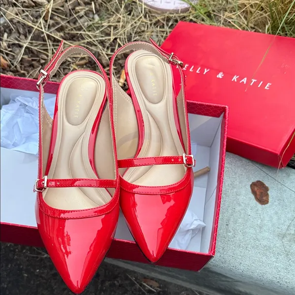 Kelly & Katie Glossy Red Slingback Heels - Image 9