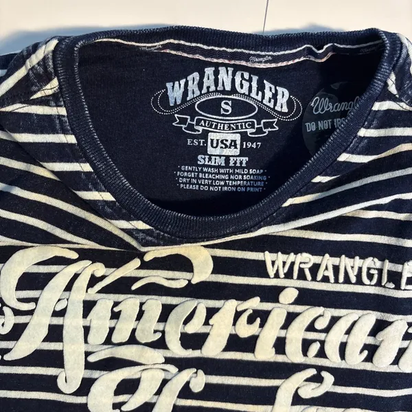 Vintage Wrangler Women's Blue And White American Indigo Size Small. - Image 3