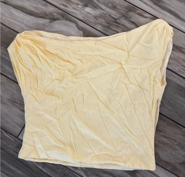 Peppermayo butter Yellow Top off the shoulder - Image 3