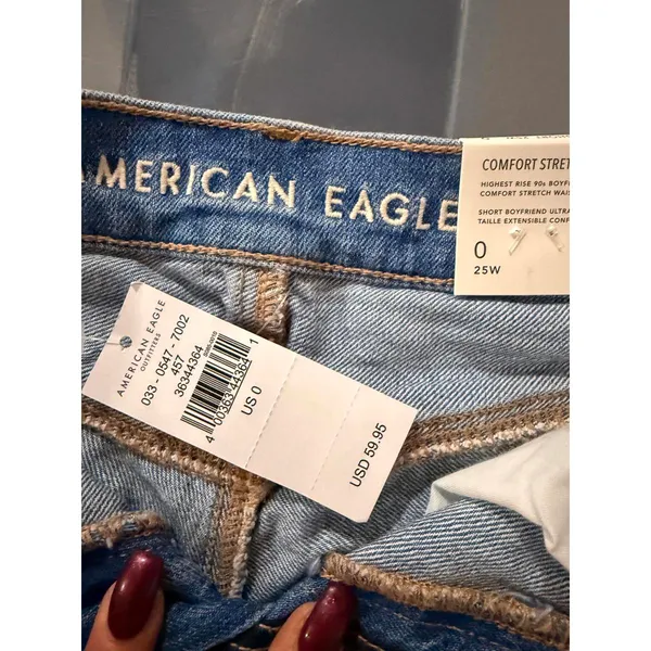 BNWT American Eagle shorts sz 0 - Image 2
