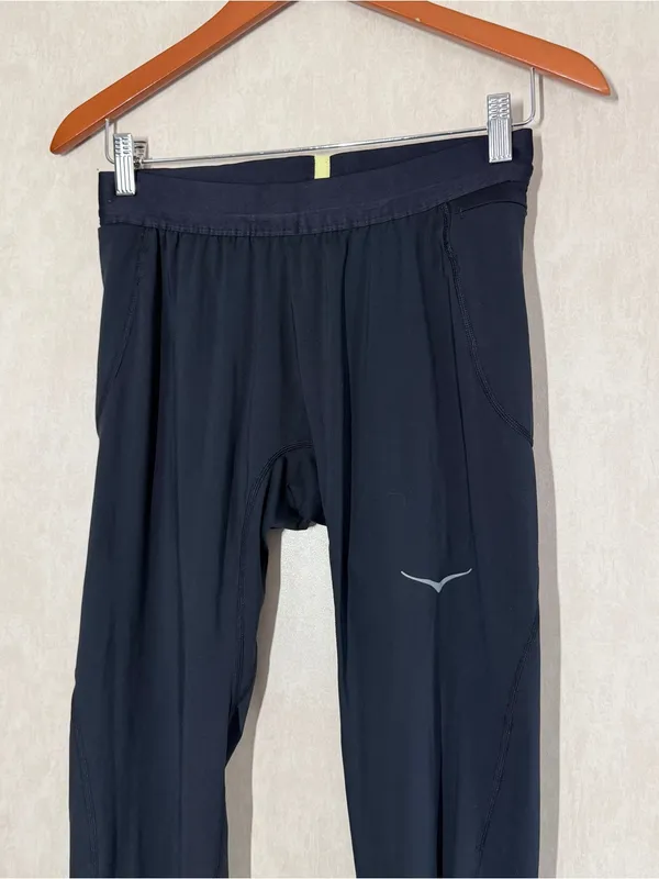 Hoka One One Women’s Novafly Run Tight Leggings in Black M - Image 4