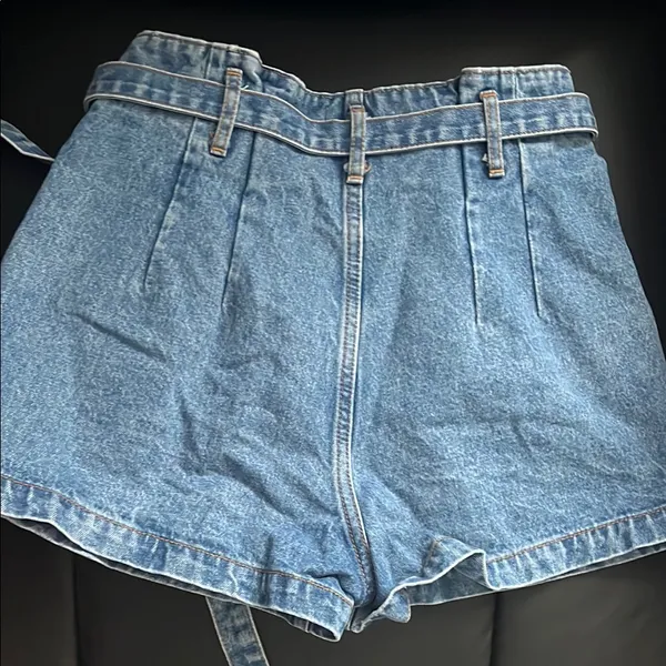 A&F Paper bag Denim Blue Women's Shorts - Image 4