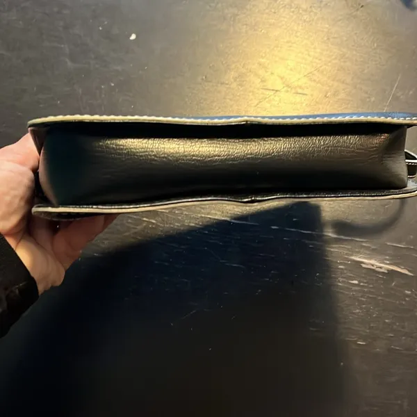 Esprit purse in black. Good used condition. - Image 4