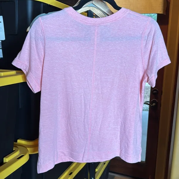 Nike Pink Just Do It Short Sleeve Tee Women’s Athletic Top Size Medium - Image 10