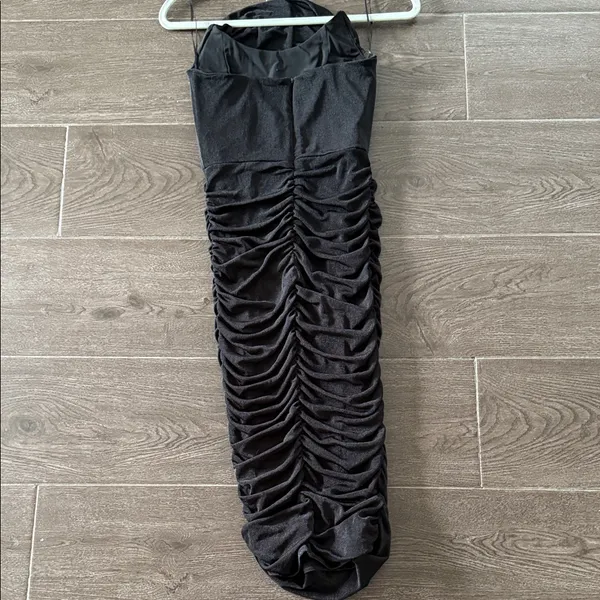 NWT Chic Strapless Black Dress - Image 6