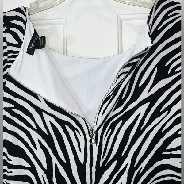 White House Black Market Zebra Print Top L Exposed Zipper Stretch Lined Blouse - Image 8