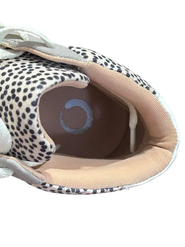 Journee Collection Size 6 Animal Print High Top Sneakers NWOT - Image 4