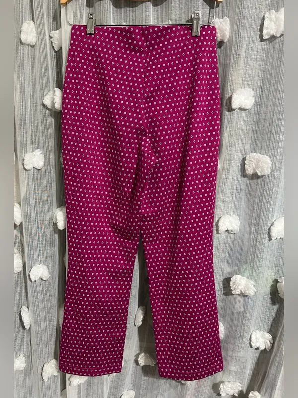 Anthropologie Mikayla Pink Fuschia Flower Cropped Pants Cute Trendy - Image 2