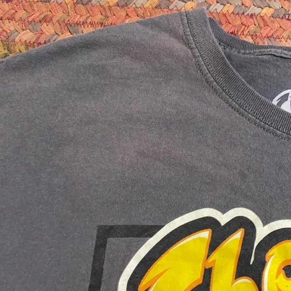 Urban Outfitters CHESTER CHEETOS CHIPS GRAPHIC TEE - Image 2