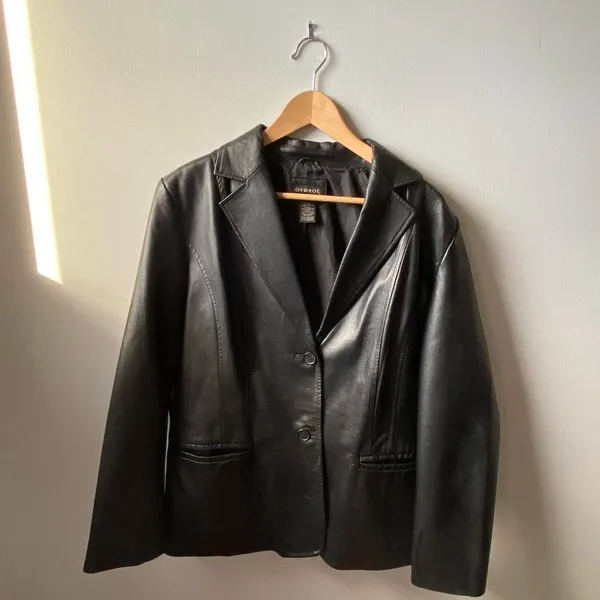 Vintage Y2K George Black Leather Blazer 🔥 - Image 2