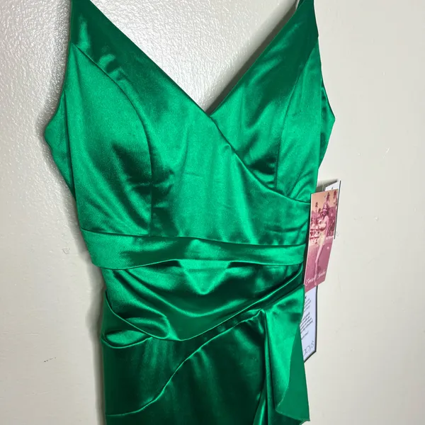 Emerald Sundae Cocktail Dress XS Green Satin Ruffle Flounce Holiday Party V-Neck - Image 9