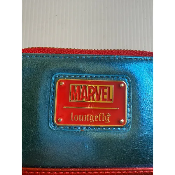 Loungefly x Marvel Purse Wallet Captain Marvel Metallic Logo Zip Around - Image 10