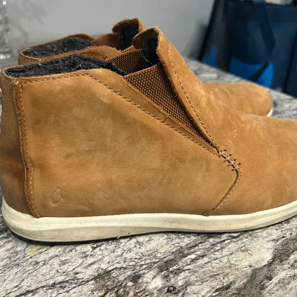 OluKai Women's Tan Suede Ankle Booties - Image 4