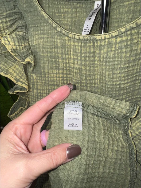 Zenana Gauze Acid Wash Ruffle Sleeve Top in Green - Image 4