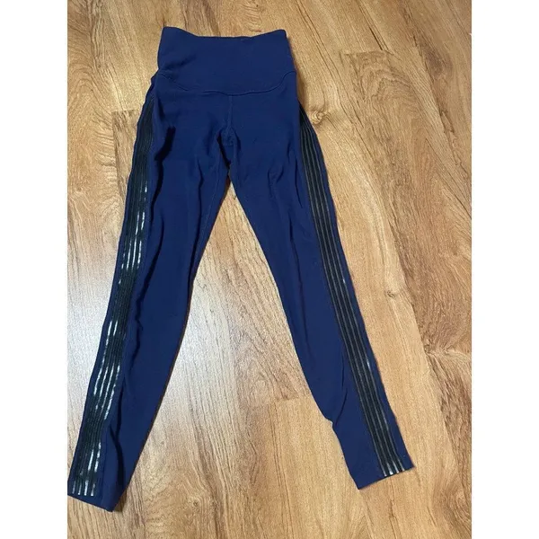 Beyond Yoga navy blue leggings sz‎ XS - Image 2