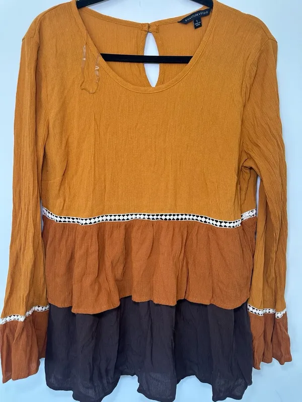 Signature Studio Tiered Blouse Size L Mustard Brown Long Sleeve Ruffle - Image 6
