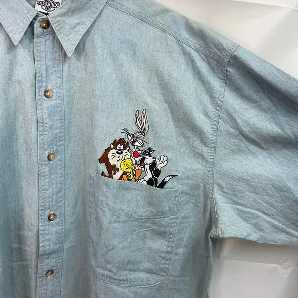 Vintage ACME‎ light wash blue denim embroidered looney tunes button cotton shirt - Image 2