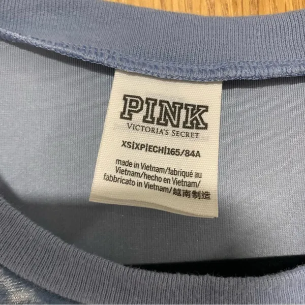 Pink Victoria's Secret Cropped Tee Shirt in Blue Crushed Velvet - Size XS - Image 3