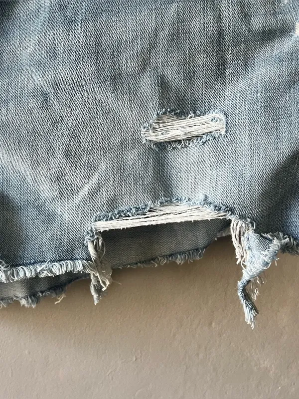 Aerie Daydream Denim Elastic Distressed Shorts Size XL - Image 2