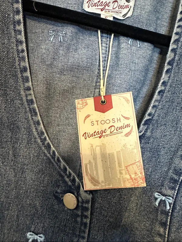 STOOSH VINTAGE DENIM VEST With Embroidered Bows Size Small NWT‎ - Image 5