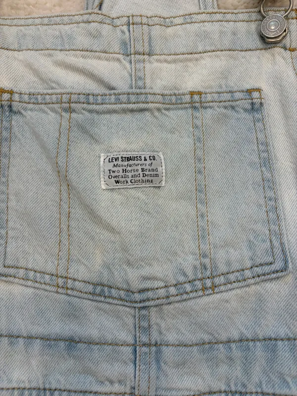 Levi short light wash overalls - Image 2